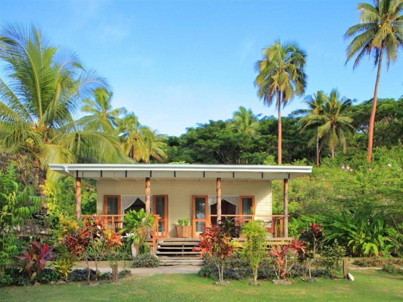 Sau Bay Resort - Off Taveuni Na Sau Bay Exterior photo